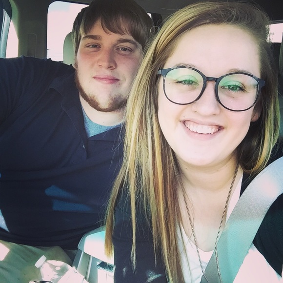 Meet your Posher, Brooke - Picture 3 of 3